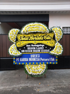 Papan Bunga Duka di Banyuates